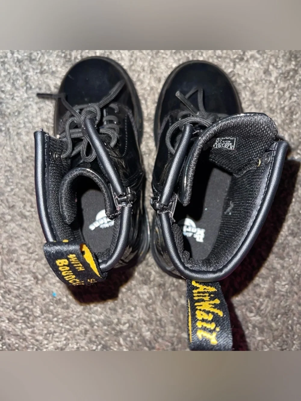 Dr.Martens 15373 Toddlers Airway Bouncing Soles Toddler Boots Sz 9